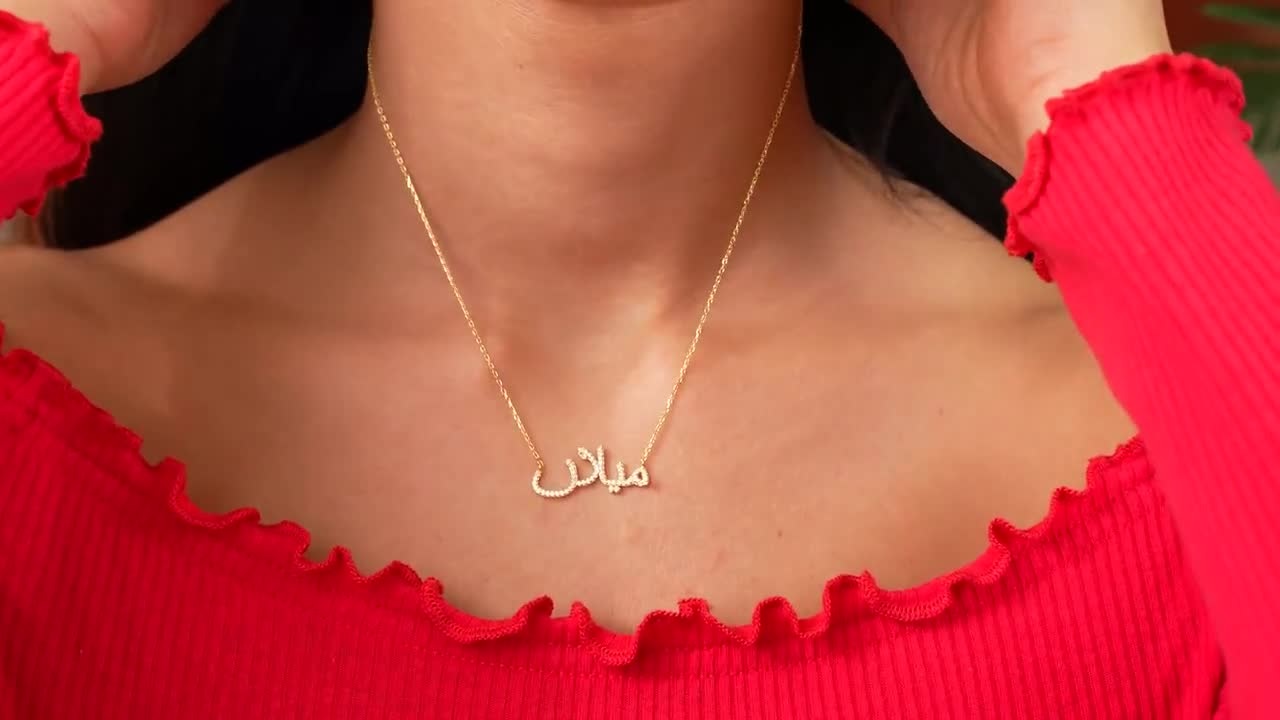 Discovering Personalized Style: The Enchantment of Hong Kong Alphabet Necklaces